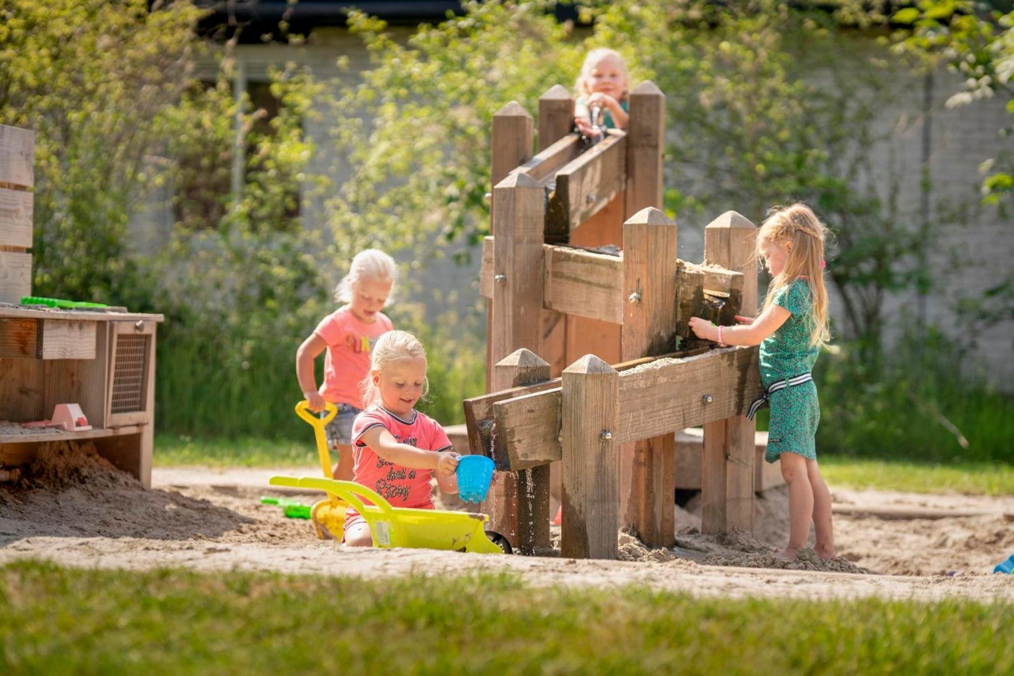 Vakantiepark Bosmeer Friesland Noordwolde  Exterior foto