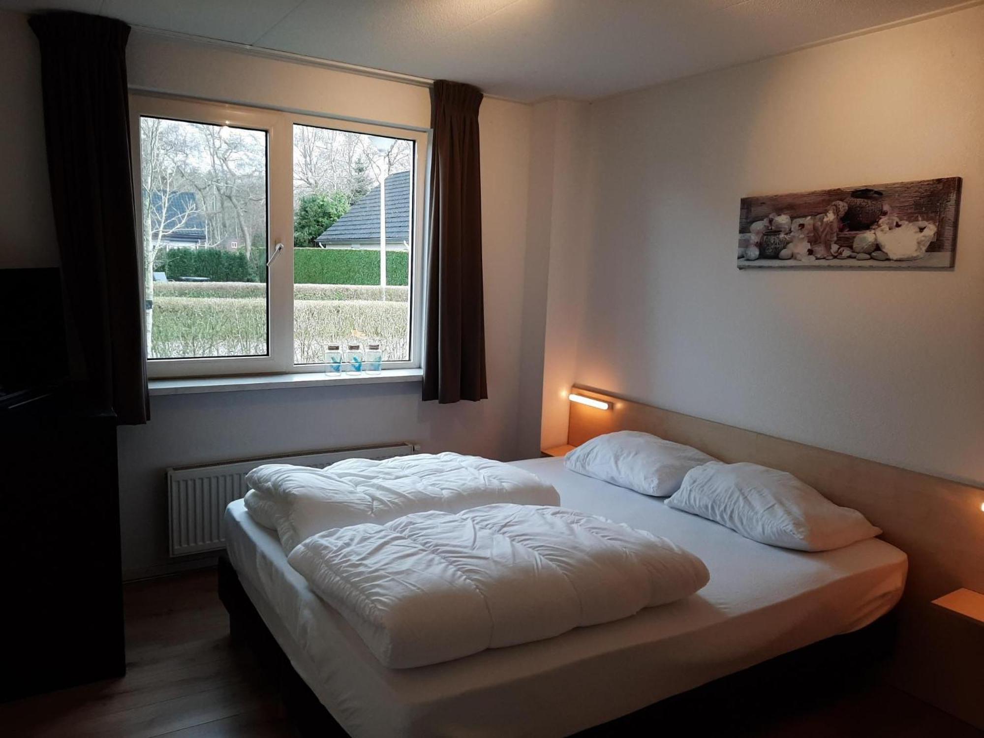 Vakantiepark Bosmeer Friesland Noordwolde  Zimmer foto